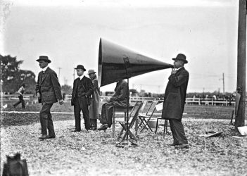 Megaphone-compressed Megaphone-compressed